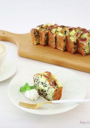 卵・油なし♡さつまいも&黒ごまのケーキ♡-レシピのメイン写真