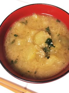 簡単!焼き茄子と紫蘇の実のお味噌汁♪-レシピのメイン写真