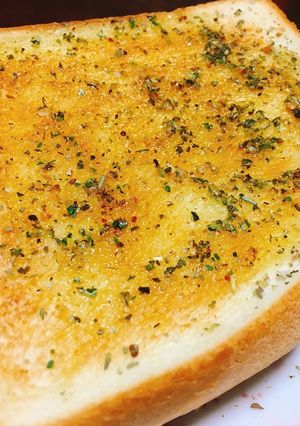 めちゃめちゃ美味しいオリーブトースト✨-レシピのメイン写真