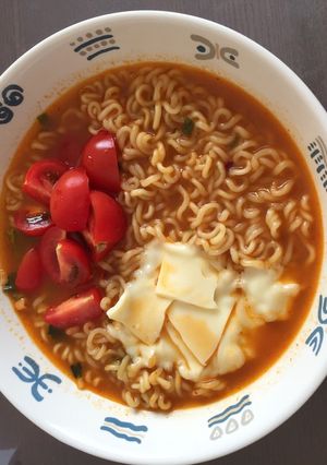 トマト＆チーズ辛ラーメン-レシピのメイン写真