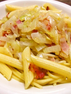 ベーコンと玉ねぎのチーズパスタ-レシピのメイン写真