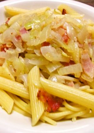ベーコンと玉ねぎのチーズパスタ-レシピのメイン写真