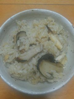マッタケの炊き込みご飯-レシピのメイン写真