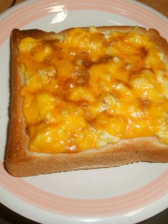 焦がし醤油のチーズエッグトースト-レシピのメイン写真