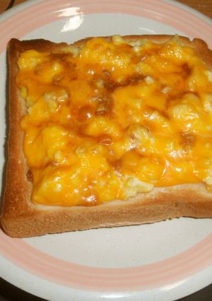 焦がし醤油のチーズエッグトースト-レシピのメイン写真