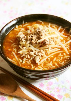 ✿りんごジュースマイルド辛ラーメン✿-レシピのメイン写真