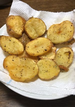 アヒージョの残りオイルでポテト揚げ-レシピのメイン写真