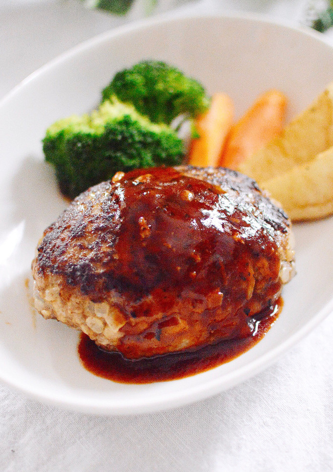 簡単おいしい♪基本のハンバーグ-レシピのメイン写真