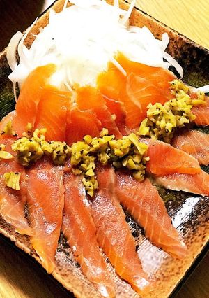 サーモンカルパッチョ&オリーブ塩漬けドレ-レシピのメイン写真