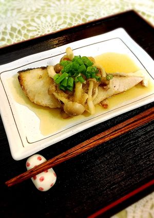 ブリのカリカリソテー こぶおろしソース-レシピのメイン写真