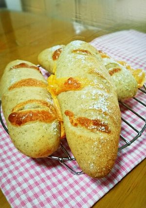 チーズinハードパン-レシピのメイン写真