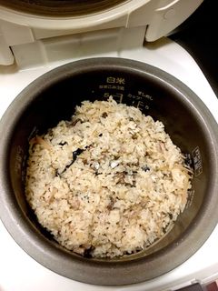 焼きさんまの炊き込みご飯-レシピのメイン写真