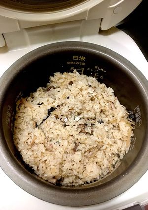 焼きさんまの炊き込みご飯-レシピのメイン写真