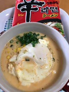 辛さがクセになる♪クリーミー辛ラーメン-レシピのメイン写真