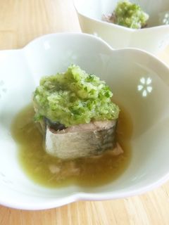 鯖缶&キュウリ&玉ねぎのこぶおろし和え-レシピのメイン写真