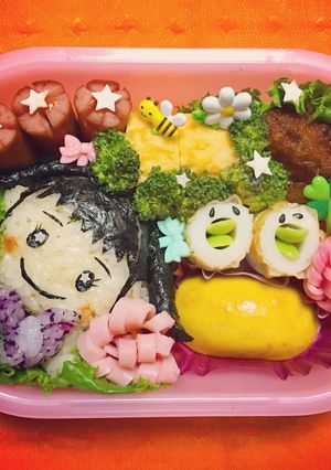 デコ弁☆芋掘り遠足で娘の顔弁-レシピのメイン写真