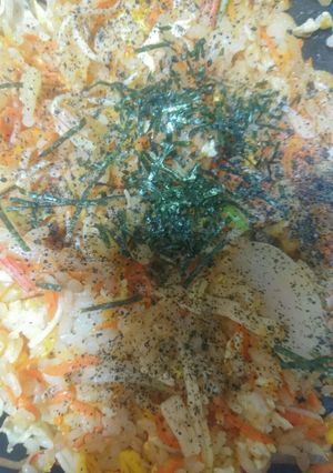 カニかまぼこでチャーハン-レシピのメイン写真