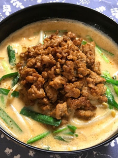 辛ラーメンで☆スタミナ満点豆乳ごま担々麺-レシピのメイン写真