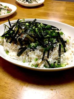 焼いて混ぜるだけ!焼きサバのチラシ寿司-レシピのメイン写真