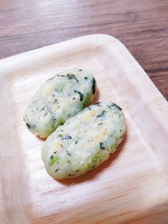 手づかみ☆ほうれん草としらすのおやき-レシピのメイン写真