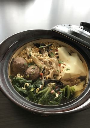 きのこと豆腐のチゲ鍋風!辛ラーメン-レシピのメイン写真