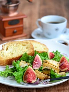 エリンギと無花果のバター醤油サラダ-レシピのメイン写真