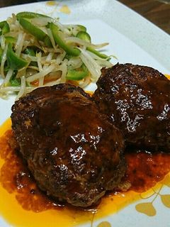 母の煮込みハンバーグ-レシピのメイン写真