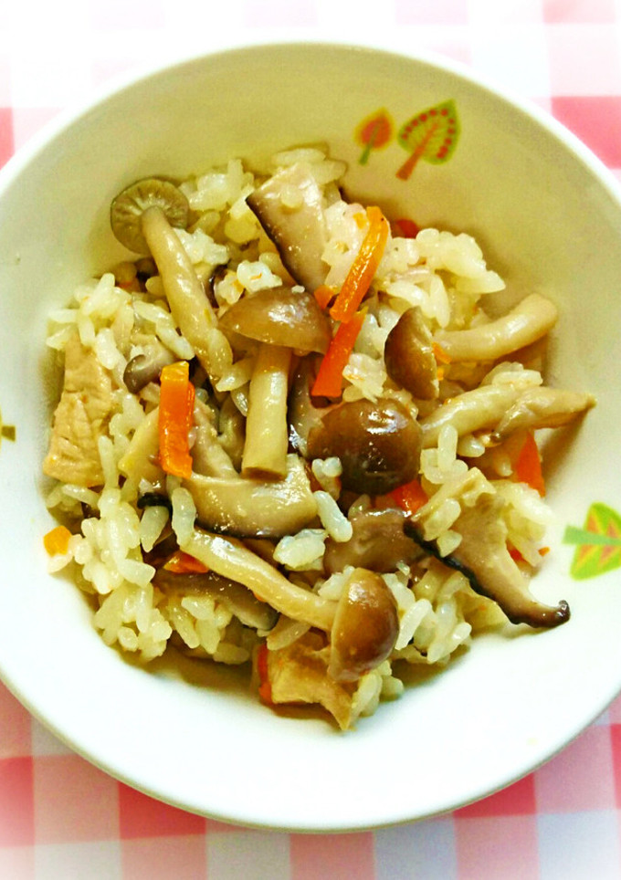 きのこごはん　給食-レシピのメイン写真