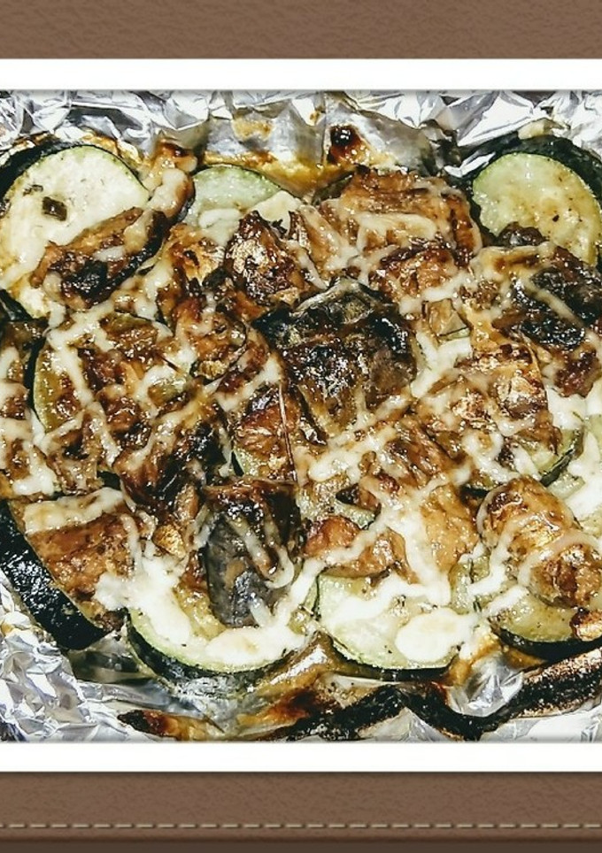 ズッキーニとサバ味噌煮缶のマヨネーズ焼き-レシピのメイン写真