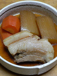 圧力鍋で豚バラ肉と大根、ニンジンの煮物-レシピのメイン写真