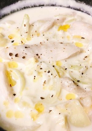 水晶鶏とキャベツのとろ〜りミルク鍋-レシピのメイン写真
