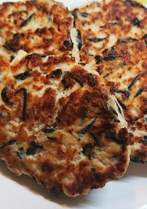 ひじきとトリ豆腐ハンバーグ-レシピのメイン写真