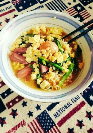 簡単！炒り卵と小松菜入味噌ラーメン-レシピのメイン写真