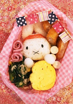 運動会キャラ弁♡ミッフィーの大玉ころがし-レシピのメイン写真