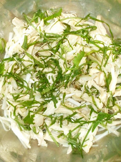 鶏胸肉のわさび醬油あえ♪簡単蒸し鶏レンジ-レシピのメイン写真