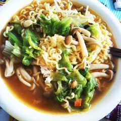 รูปของ 野菜たっぷり辛旨ラーメン