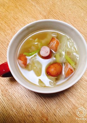 野菜たっぷりソーセージのコンソメスープ-レシピのメイン写真