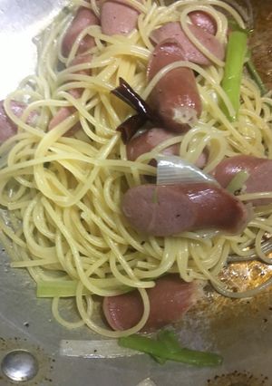 ネギとウインナーのペペロンチーノ-レシピのメイン写真