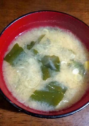 市販千切りキャベツで味噌汁-レシピのメイン写真