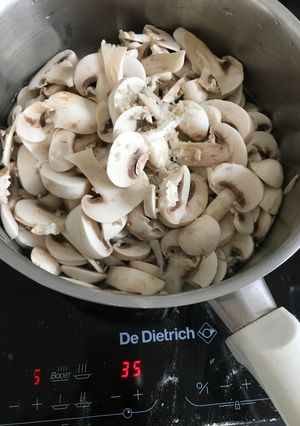 簡単フランス料理 キノコ出汁-レシピのメイン写真
