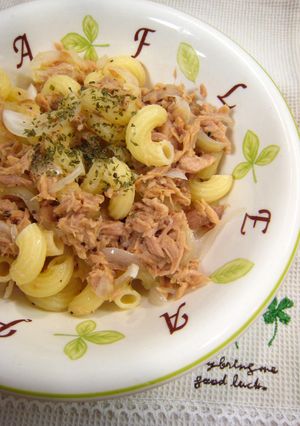 ツナとマカロニのホットサラダ-レシピのメイン写真