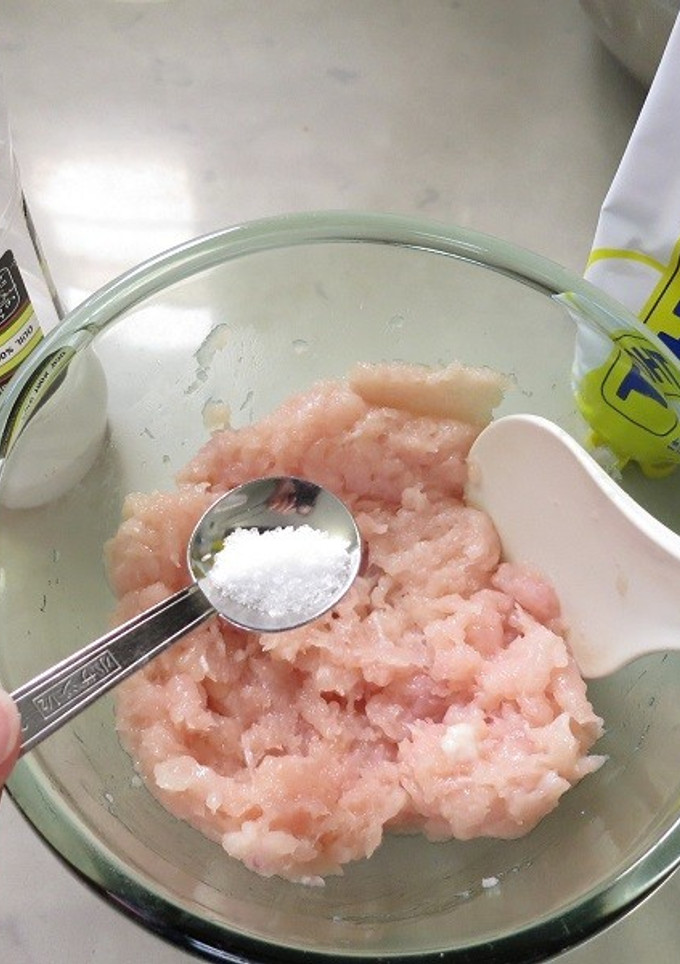 自家製鶏むね肉の挽き肉を柔らかくする方法-レシピのメイン写真
