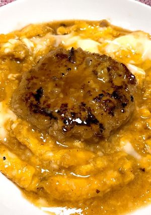 ご飯が進む♪ハンバーグのトロトロ卵とじ-レシピのメイン写真