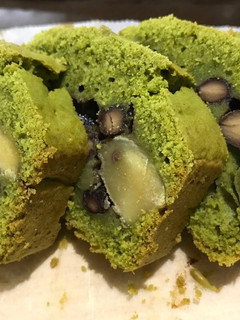 蒸し栗と黒豆の和菓子のような抹茶ケーキ-レシピのメイン写真