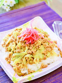 しょうが香る♡ひき肉キャベツ丼♪-レシピのメイン写真