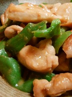 かぐら南蛮と鶏肉の味噌炒め-レシピのメイン写真