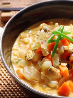 ピリ辛☆クラムチャウダー風辛ラーメン-レシピのメイン写真