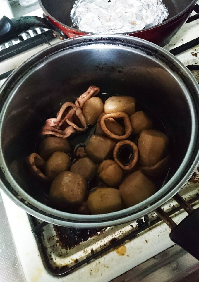 ばあちゃんのイカと里芋の煮物-レシピのメイン写真