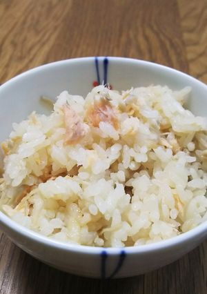 【食欲の秋】秋鮭炊き込みごはん-レシピのメイン写真