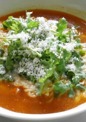 パクチーのせのせ辛ラーメン-レシピのメイン写真